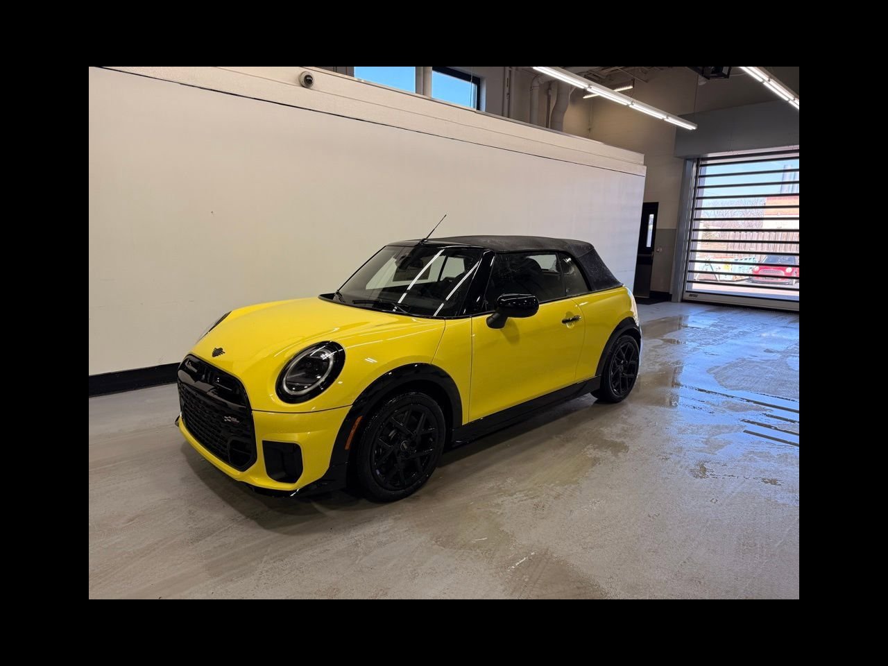 2026 MINI Convertible Cooper S's photo