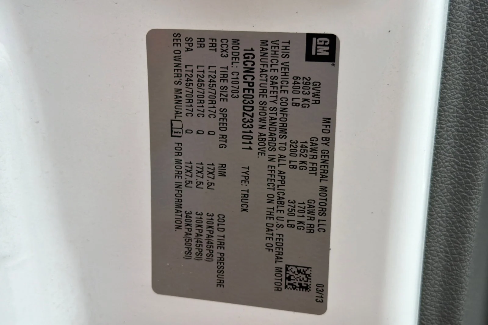 Used 2013 Summit White Chevrolet Work Truck image 21
