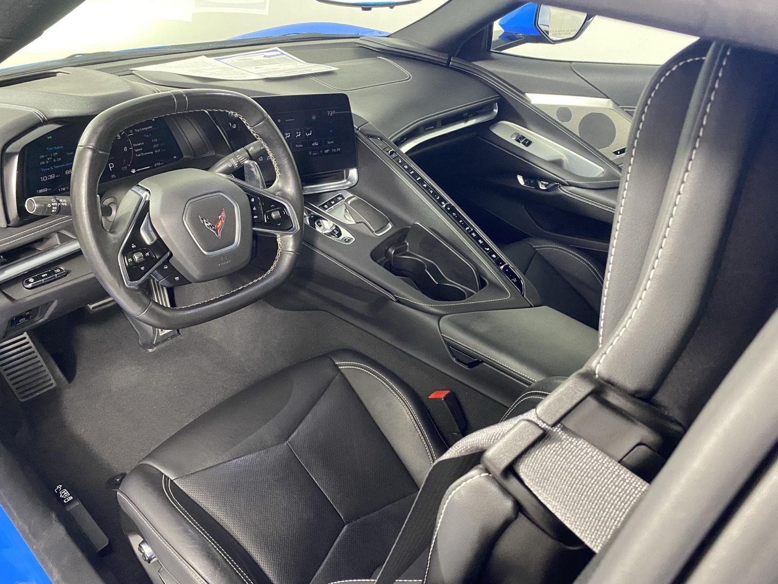 Used 2021 Rapid Blue Chevrolet 2LT image 26