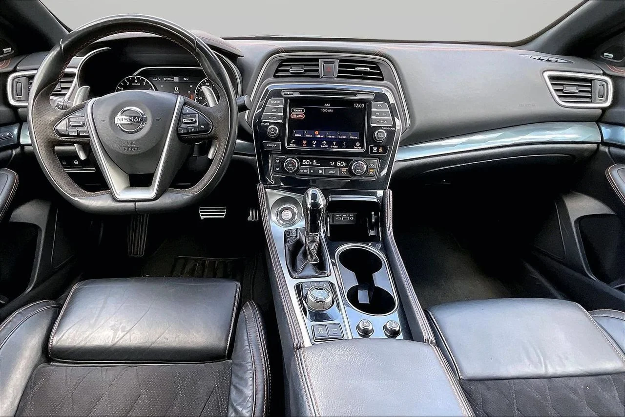 Certified Used 2021 Gray Nissan SR image 15