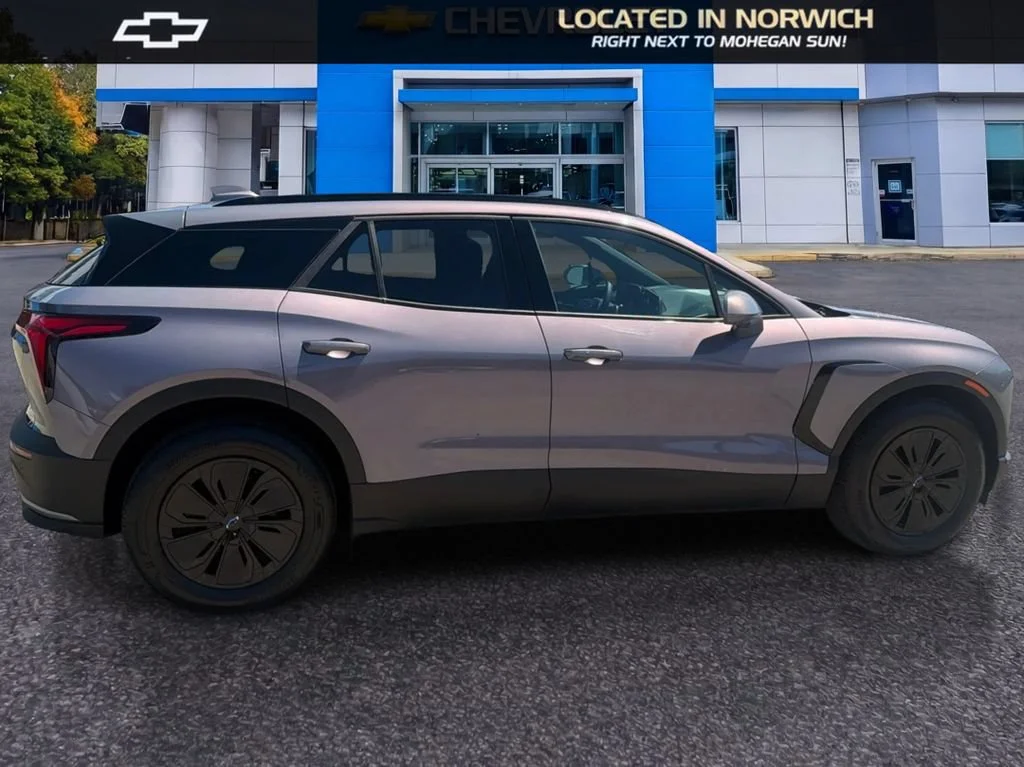 2025 Chevrolet Blazer EV LT - Photo 31