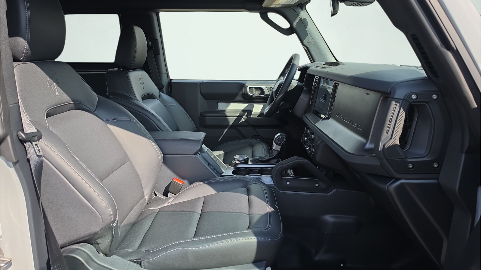 New 2026 Avalanche Gray Ford Badlands® image 21