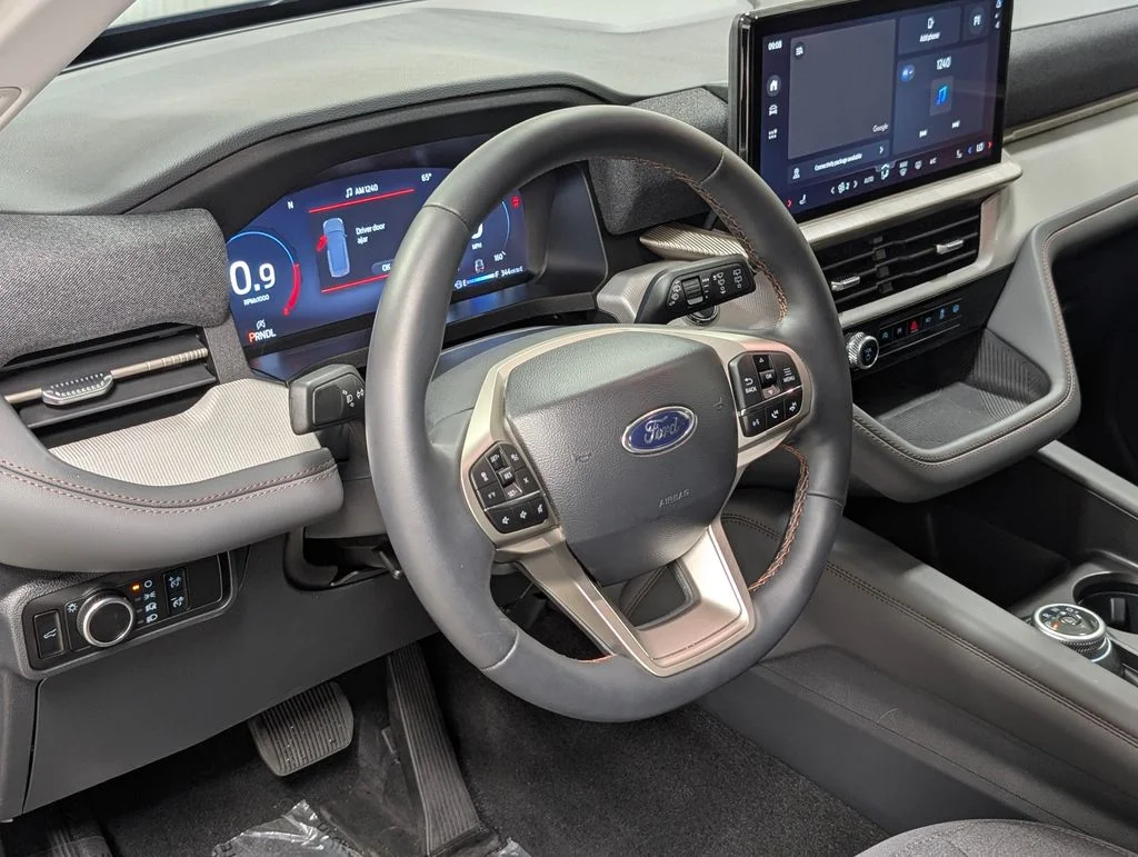 New 2026 Carbonized Gray Metallic Ford Active image 9