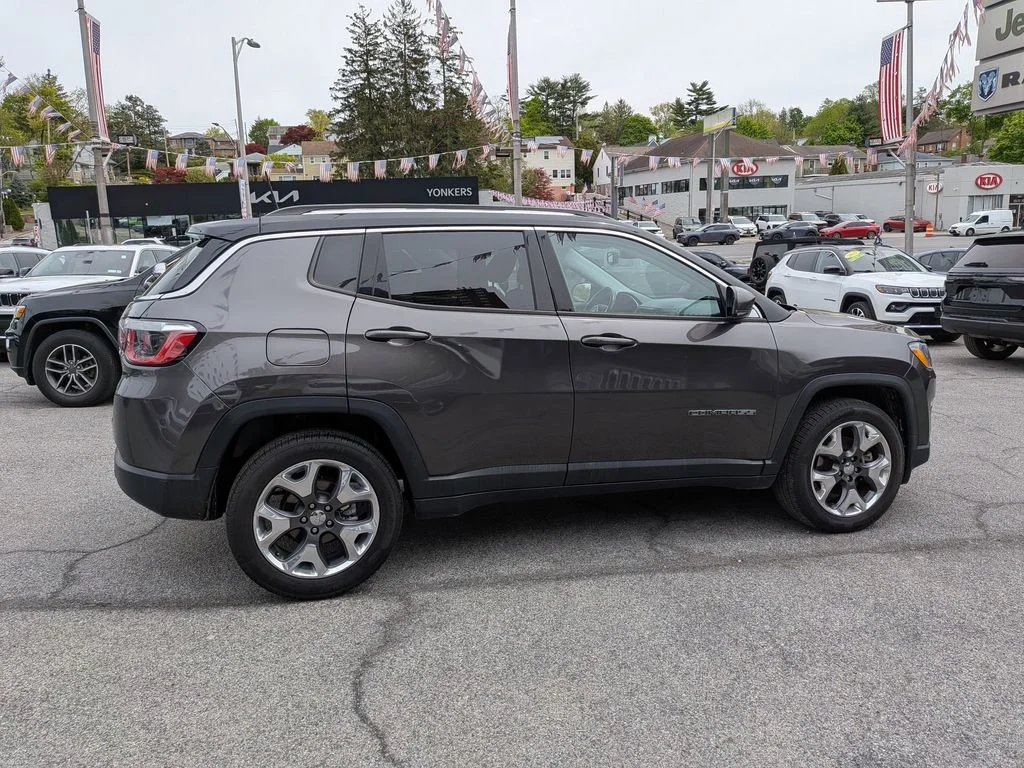 Used 2019 Gray Jeep Limited image 4