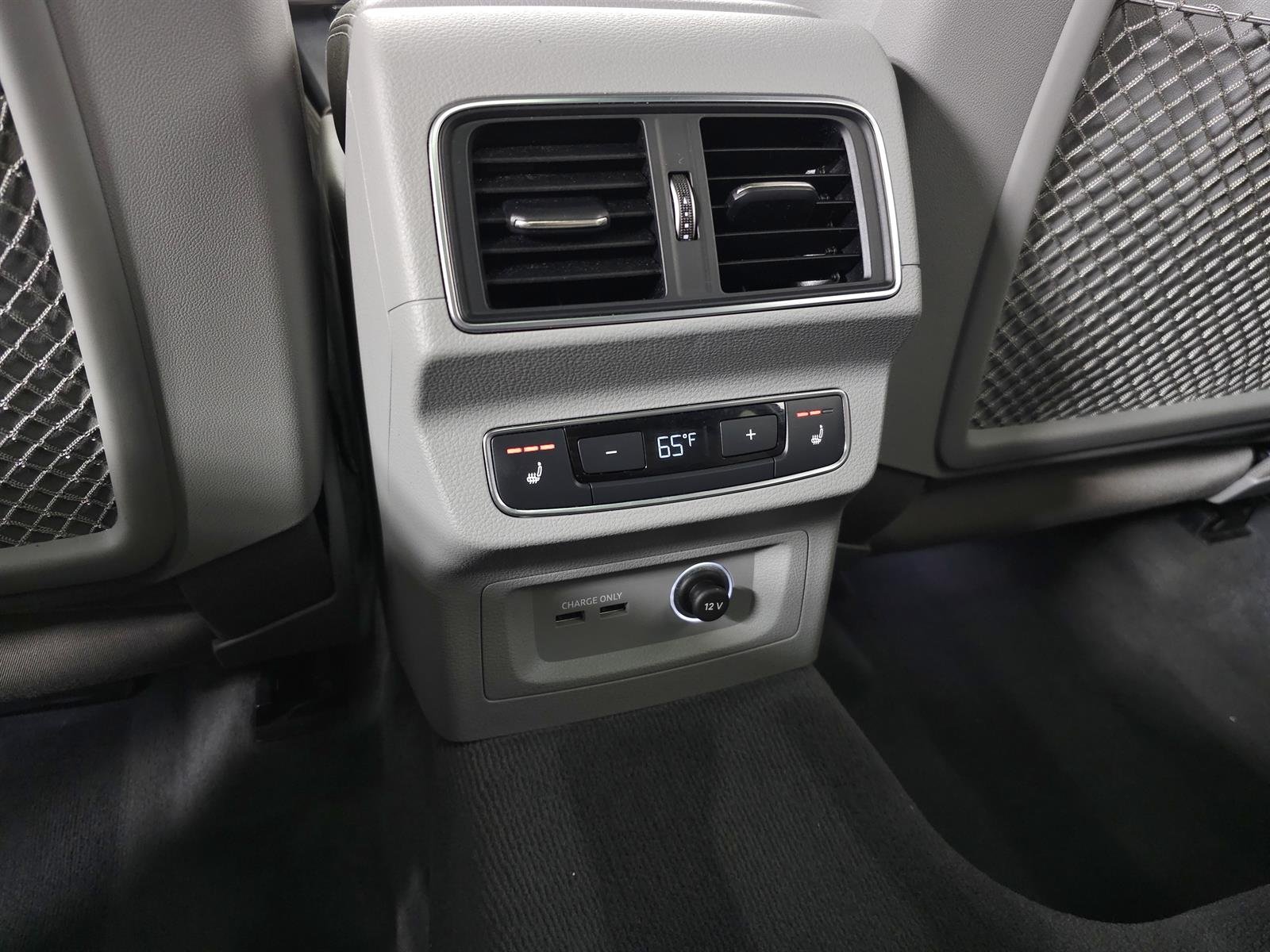 Used 2019 Blue Audi quattro Premium Plus 45 TFSI image 28