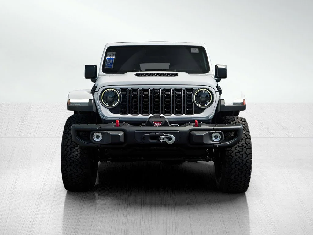 New 2026 Bright White Clearcoat Jeep Rubicon X image 2