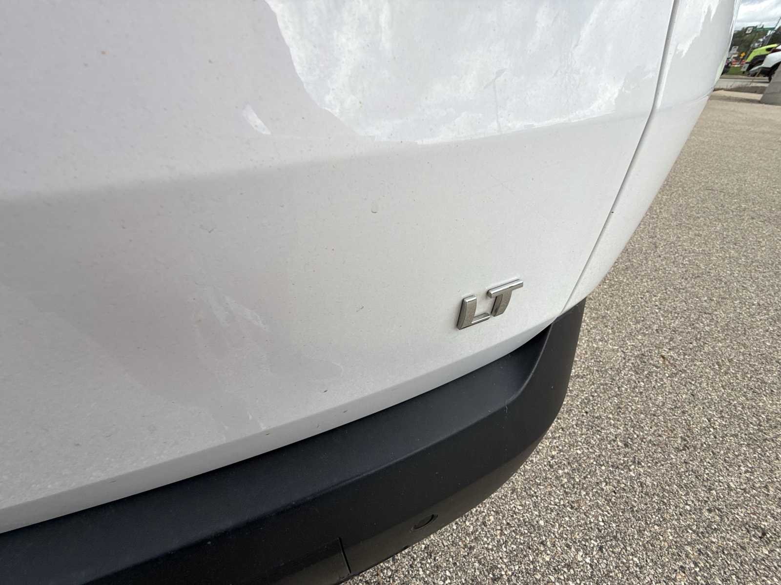 Certified Used 2019 SUMMIT WHITE Chevrolet LT Leather image 29