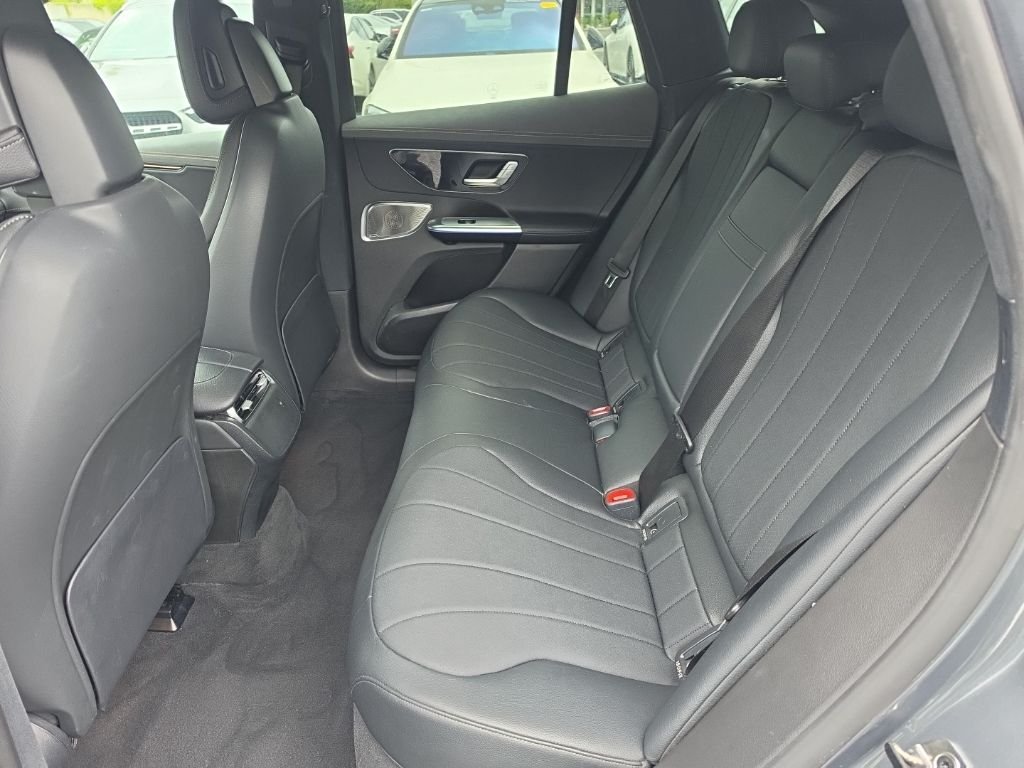 Certified Used 2023 Gray Mercedes-Benz 350+ SUV image 4