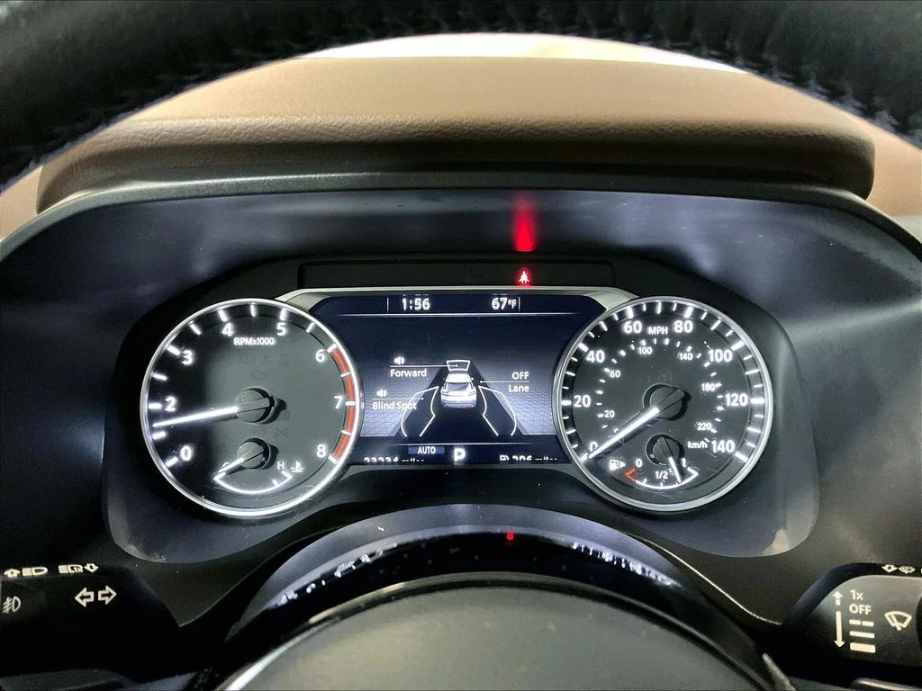 Used 2021 Gray Nissan SL image 25