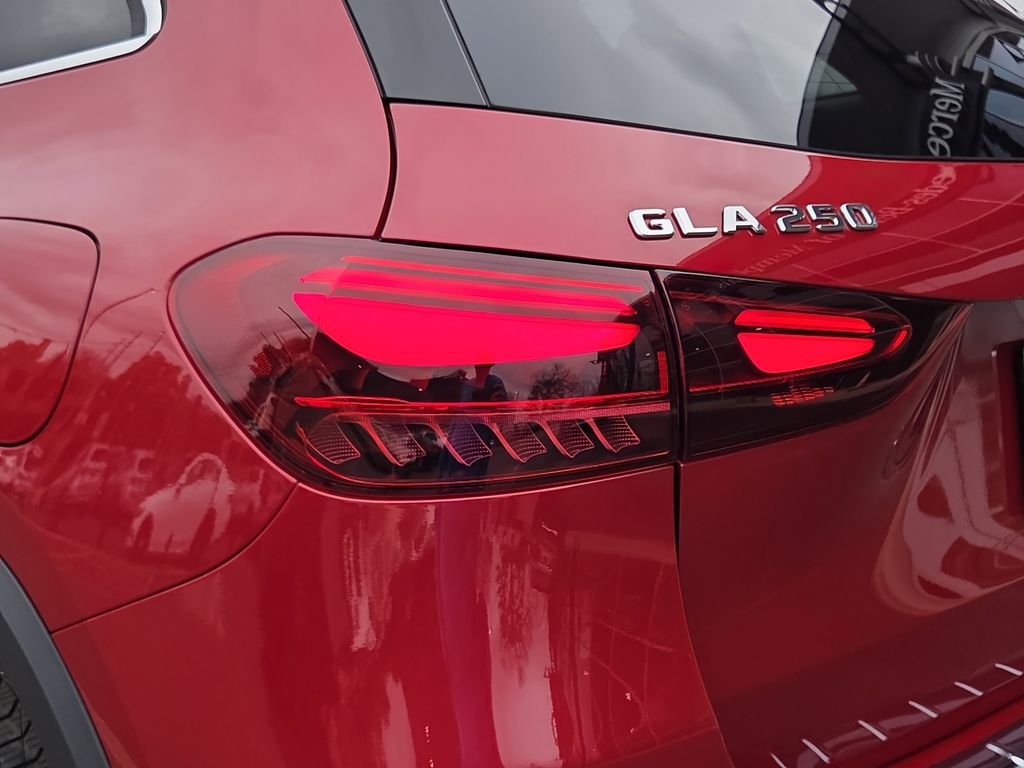 Certified Used 2026 Red Mercedes-Benz GLA 250 image 11