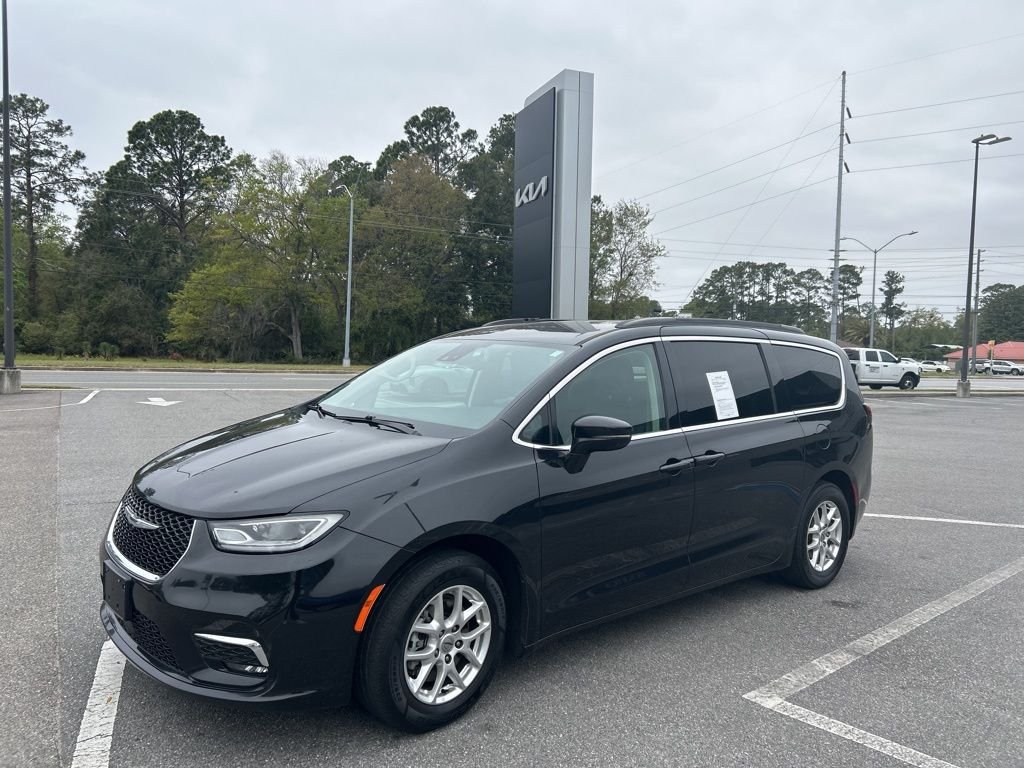 2022 Chrysler Pacifica Touring L