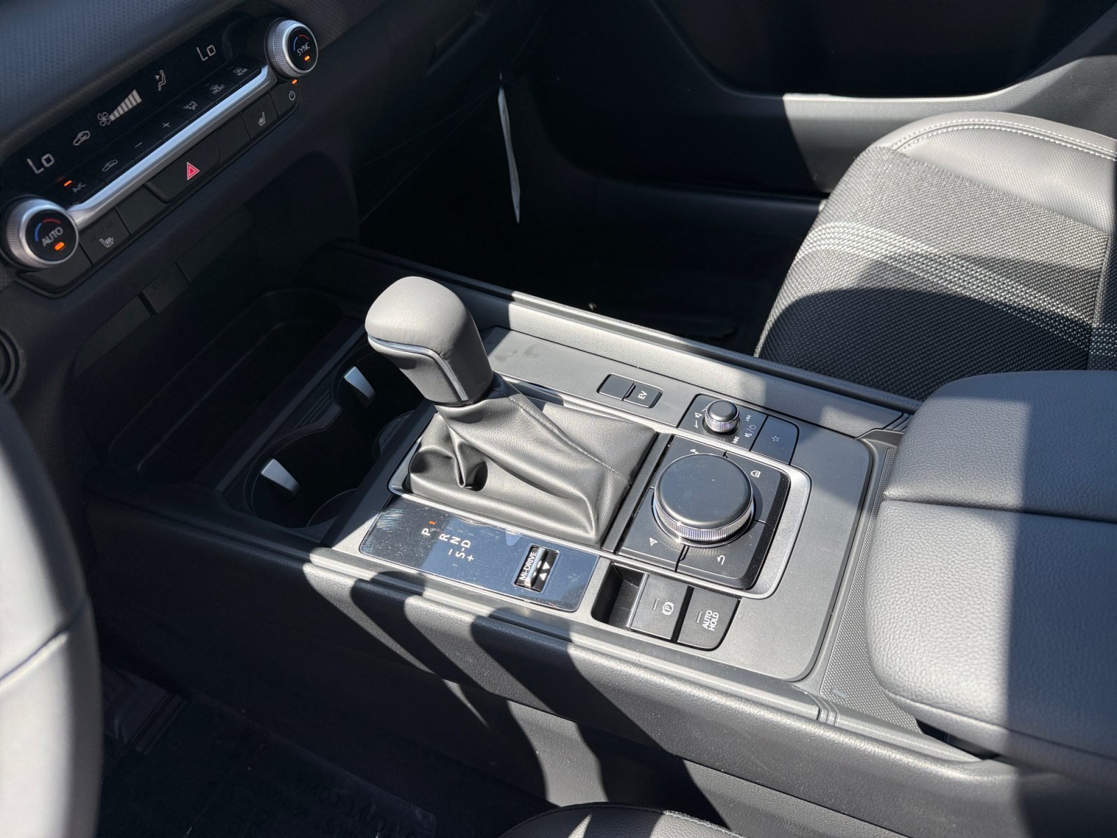 New 2026 Wind Chill Pearl Mazda Preferred image 13
