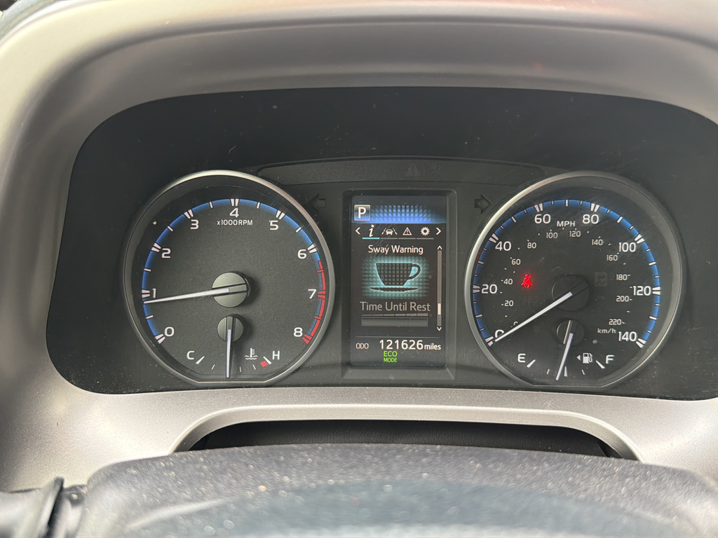 Used 2018 Silver Toyota LE image 23