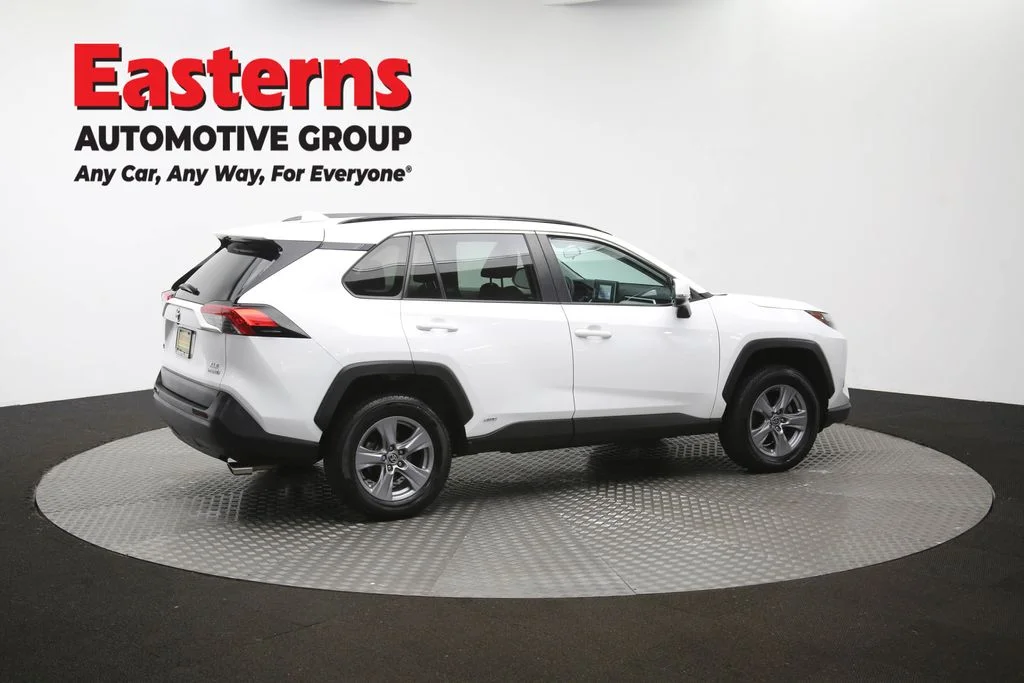 Used 2022 White Toyota XLE image 42