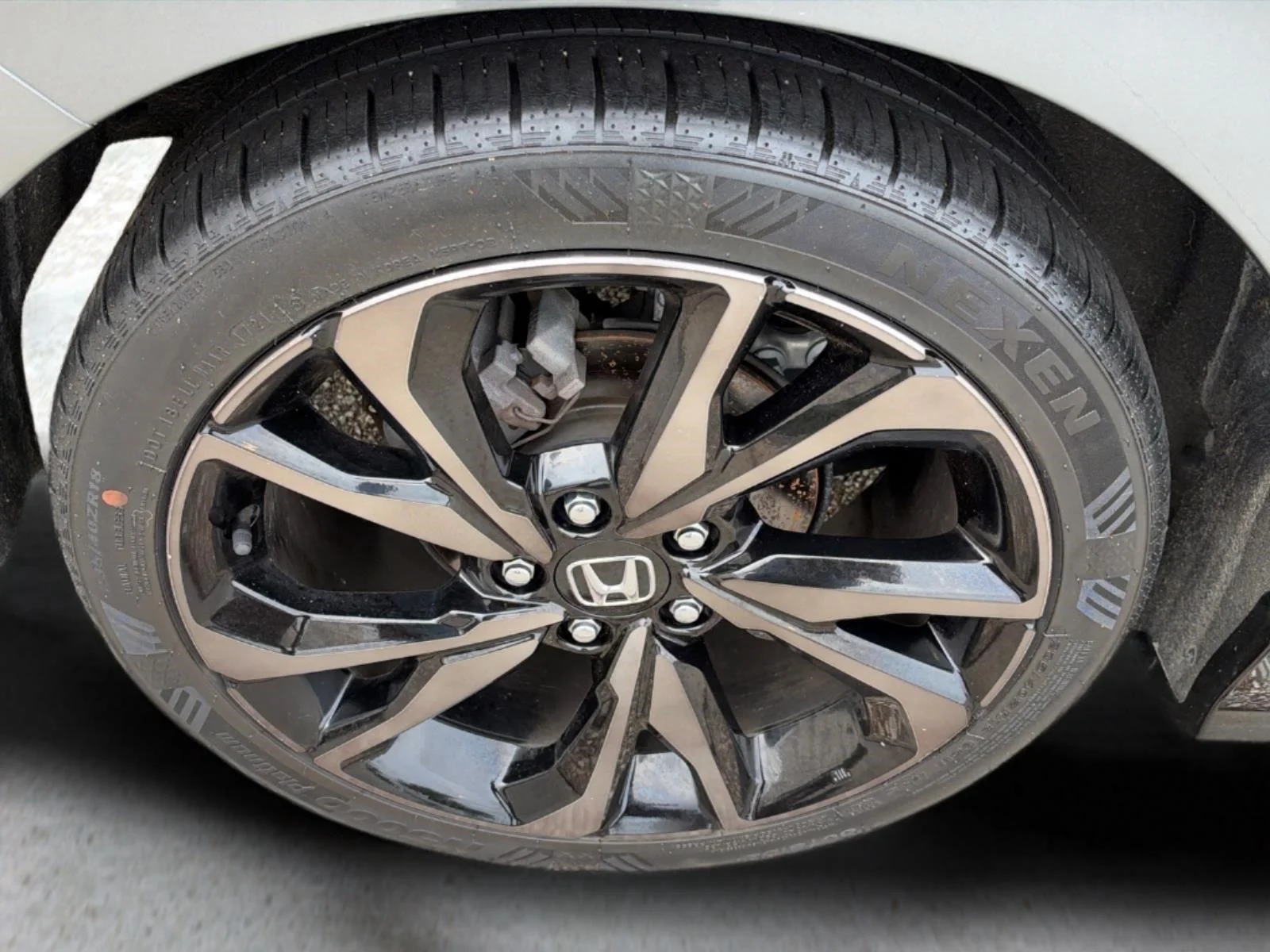 Used 2018 Polished Metal Metallic Honda Sport image 11