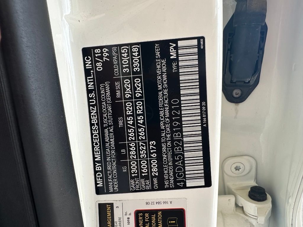 Used 2018 White Mercedes-Benz GLE 350 image 39