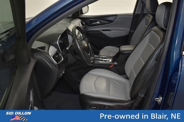 Used 2019 Pacific Blue Metallic Chevrolet Premier image 6