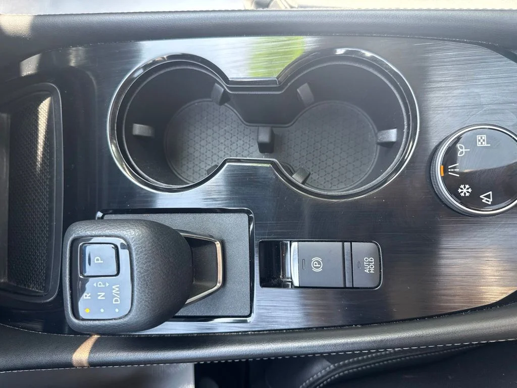 Used 2021 Black Nissan SL image 18