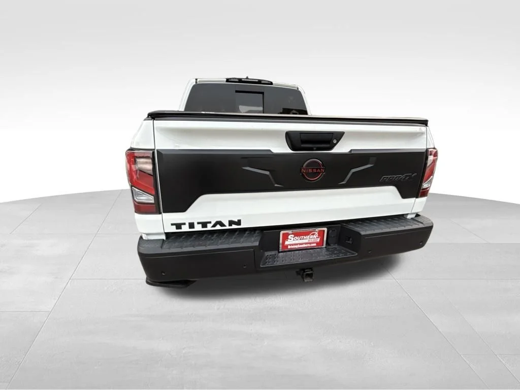 Used 2024 White Nissan PRO-4X image 4