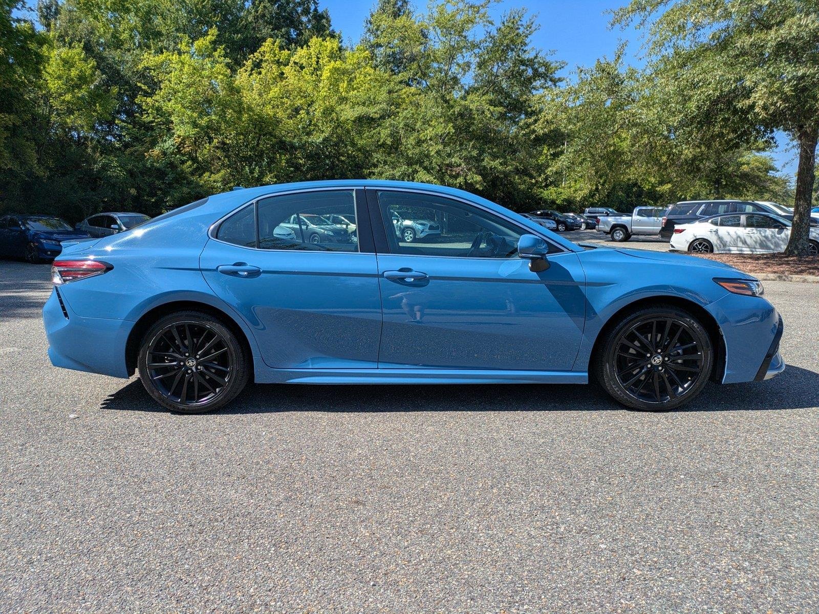 Used 2024  Toyota XSE image 3