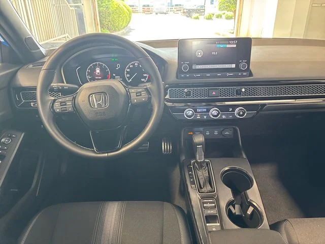 2026 Honda Civic Hatchback Sport - Photo 18