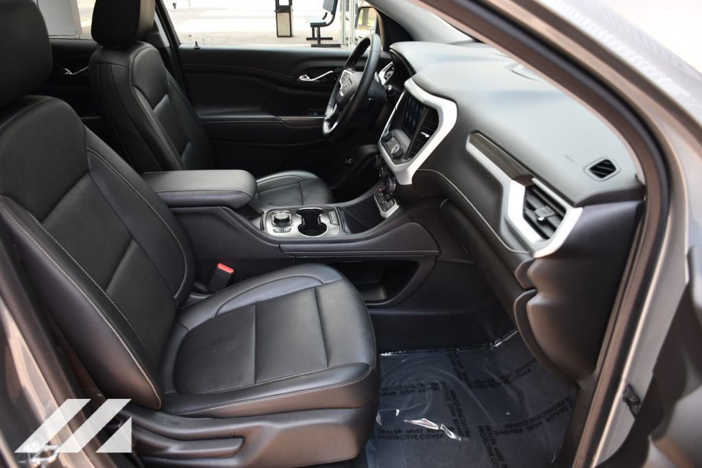 2023 GMC Acadia SLT - Photo 30