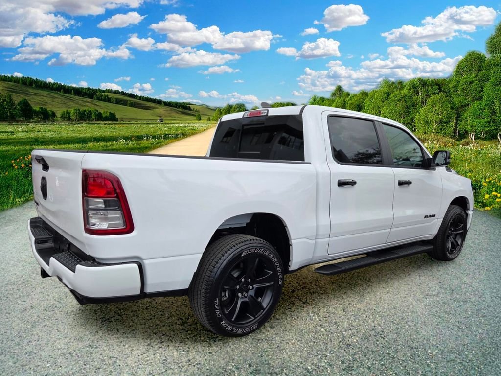 Certified Used 2024 White Ram Big Horn/Lone Star image 2
