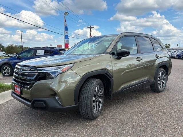 New 2026 AUTUMN GREEN METALLIC Subaru Touring image 3
