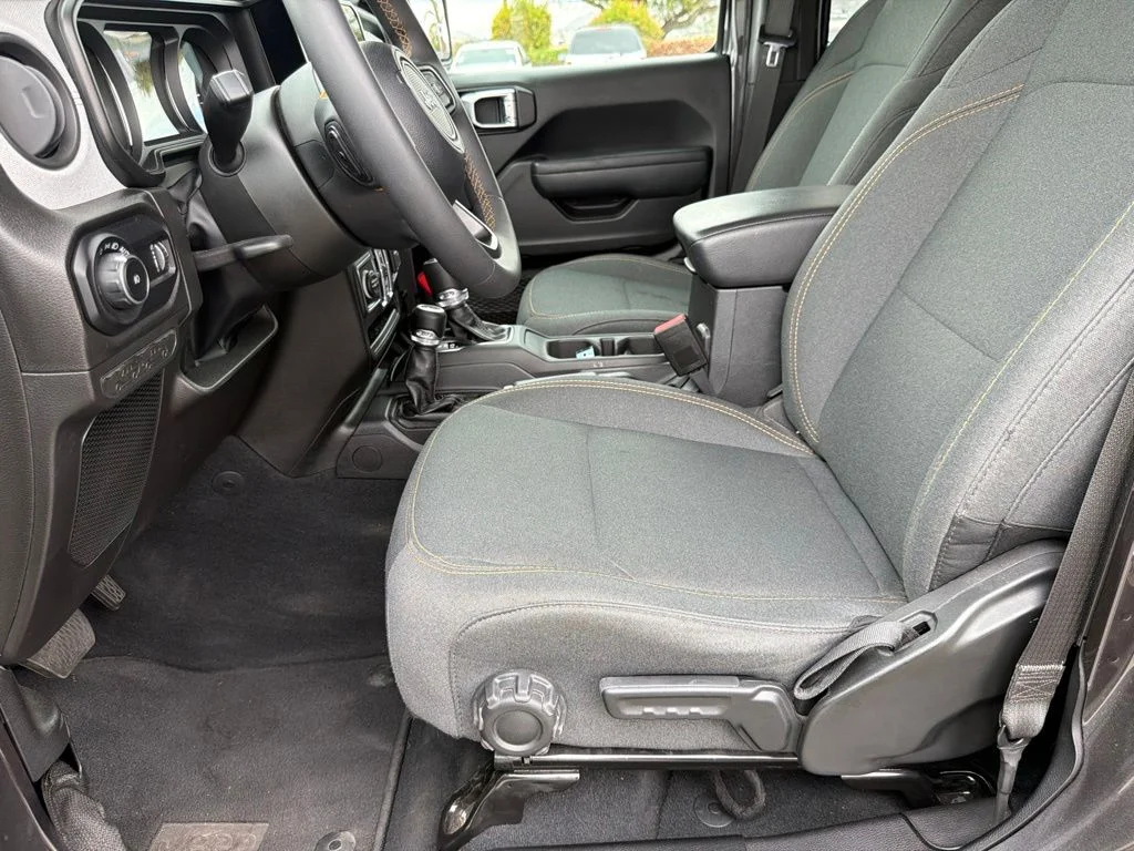 Used 2025 Gray Jeep Sport S image 19