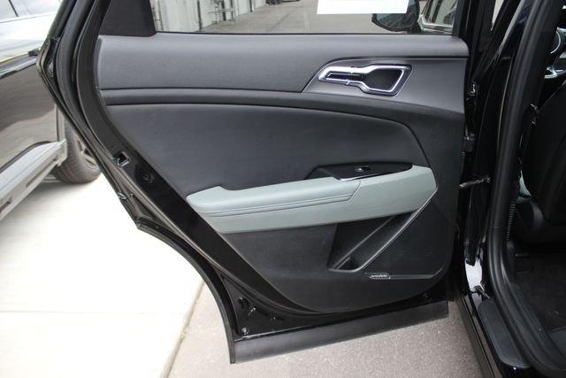 Used 2023 Black Kia X-Pro image 25