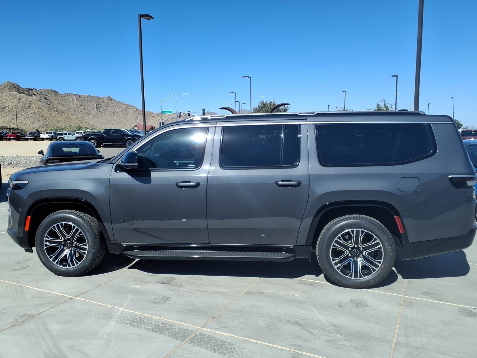 New 2026 Baltic Gray Metallic Clearcoat Jeep  image 3