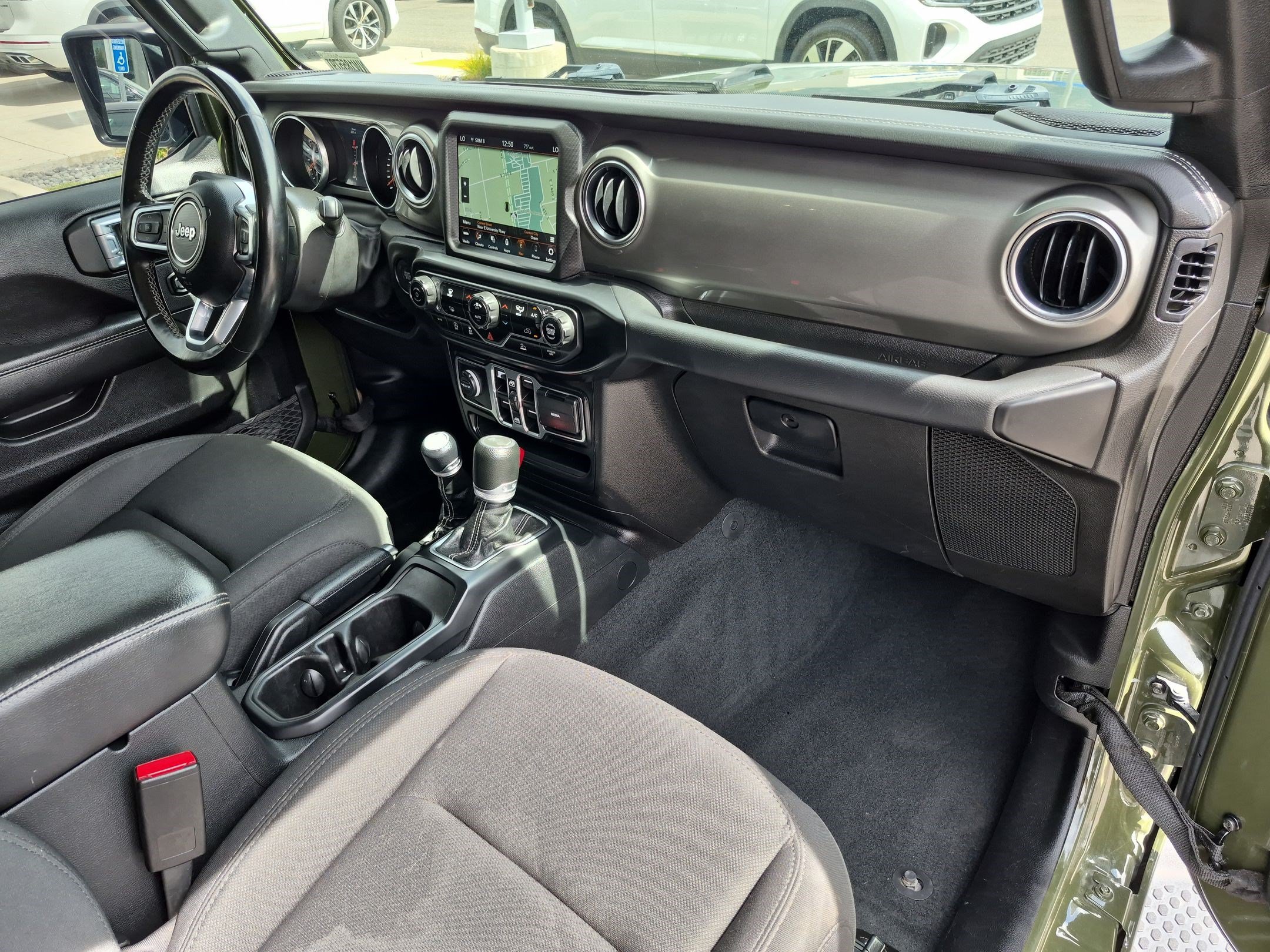 Used 2022 Sarge Green Clearcoat Jeep Unlimited Sahara image 31