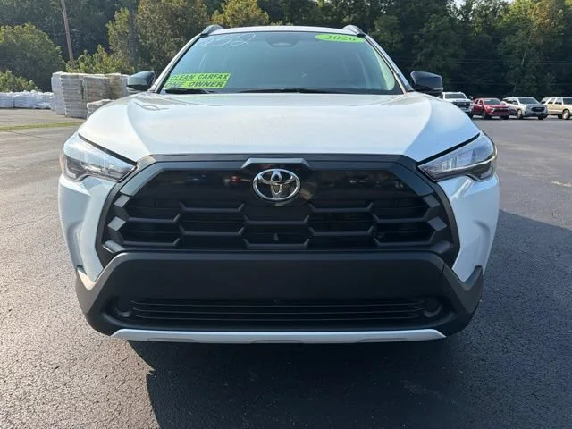 Used 2026 Off-white Toyota LE image 7