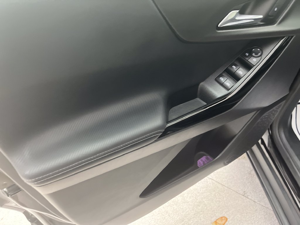 Used 2025 Black Chevrolet LT image 13