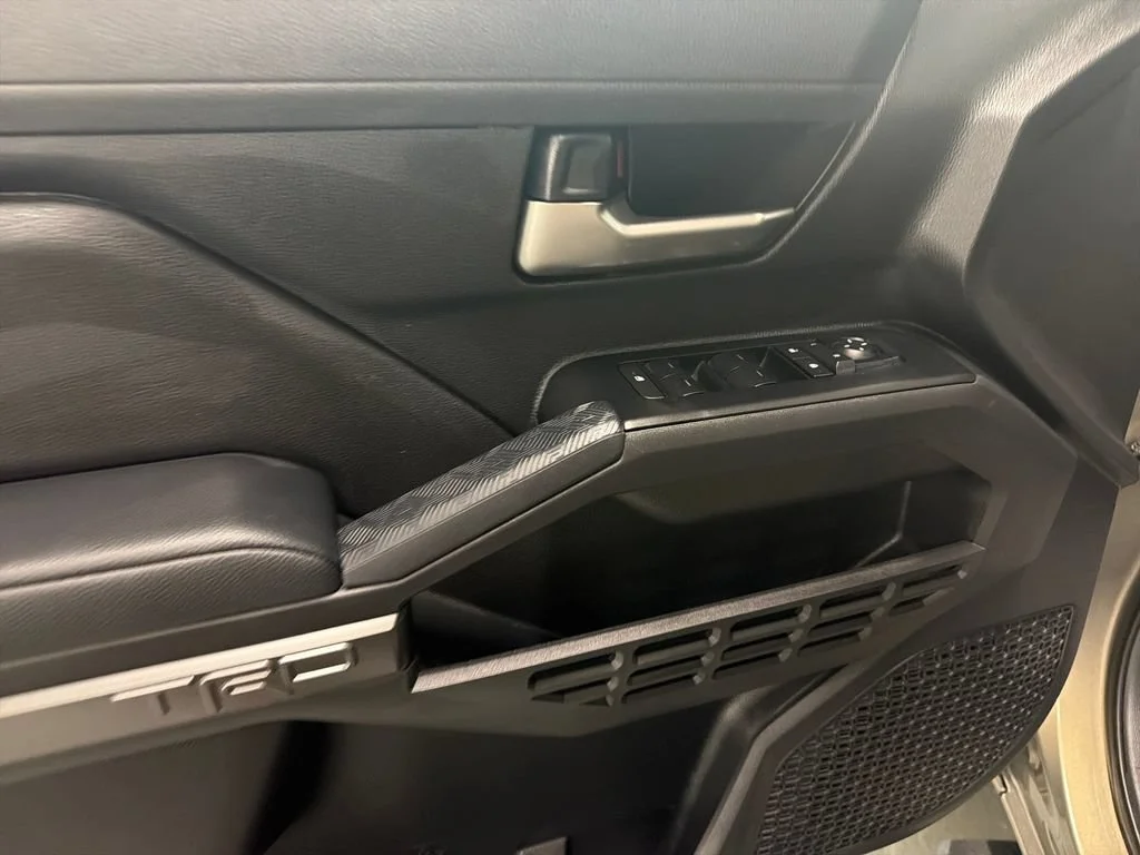 Used 2026 Bronze Oxide Toyota SR5 image 14