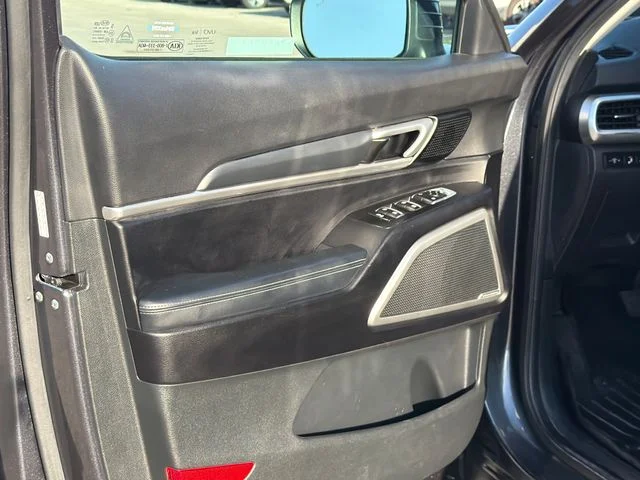 Used 2020 Gray Kia S image 18