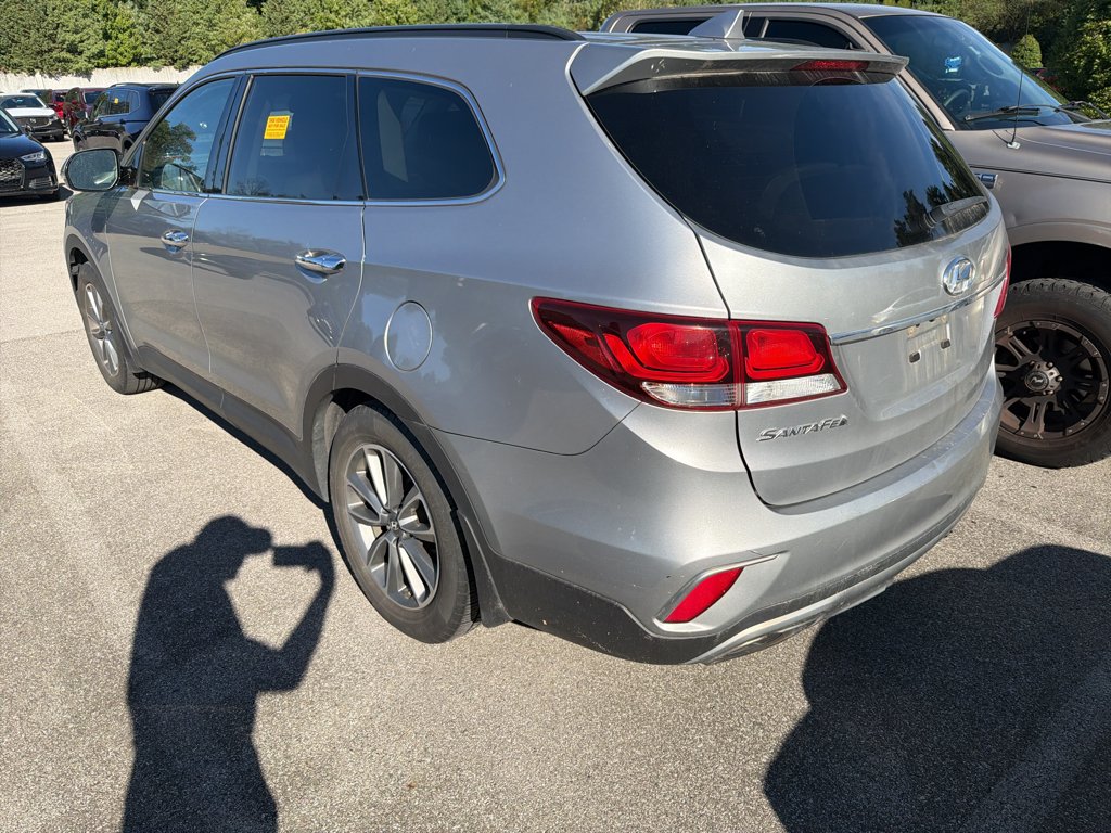 Used 2017 Iron Frost Hyundai SE image 4