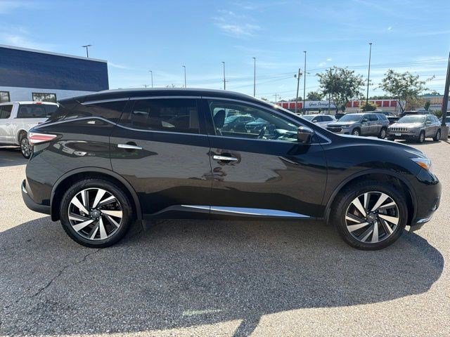 Used 2018 Magnetic Black Metallic Nissan Platinum image 5