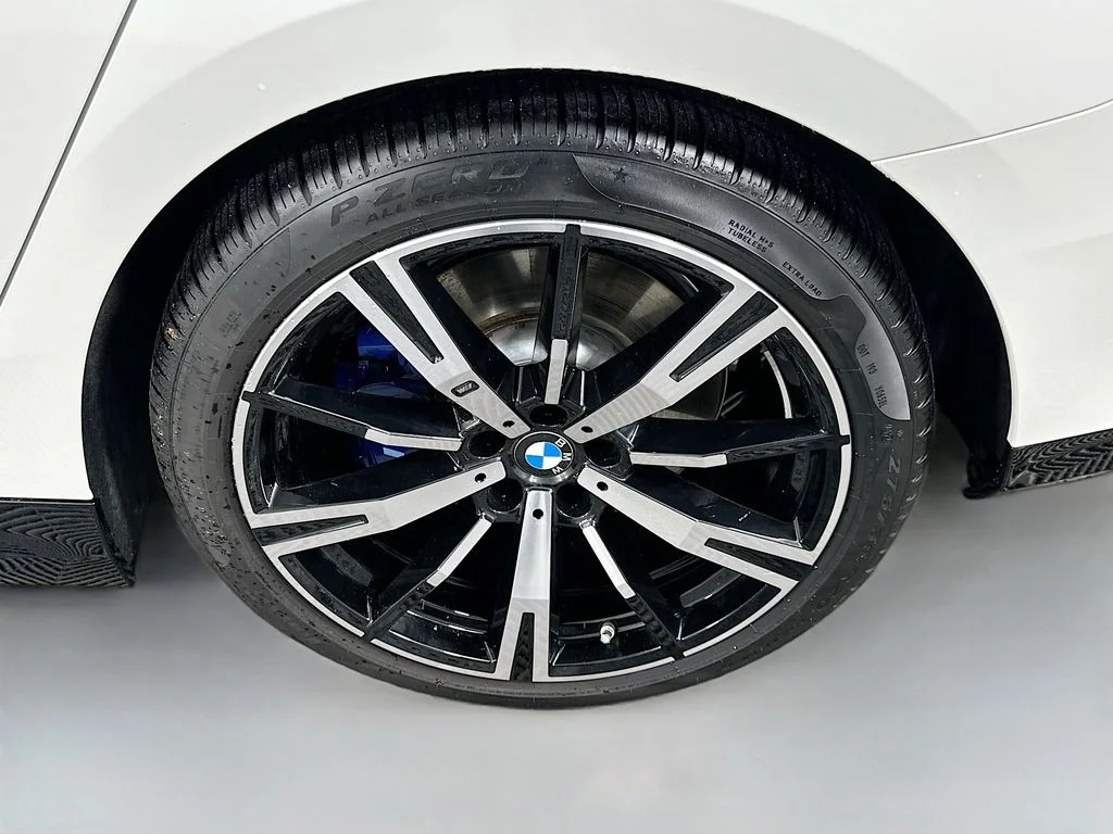 2025 BMW 5 Series 530i - Photo 32