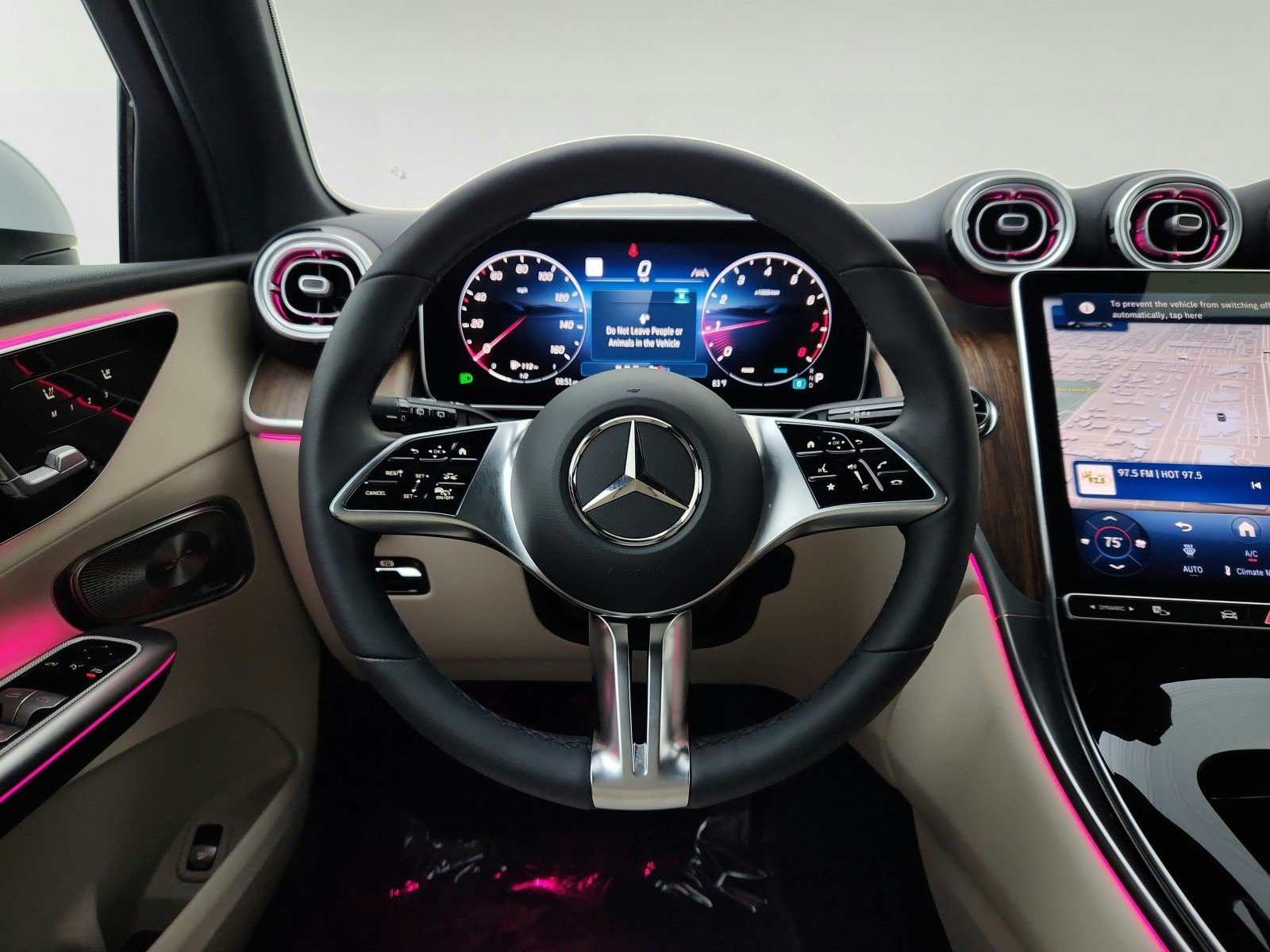 Certified Used 2026 Polar White Mercedes-Benz GLC 300 image 27