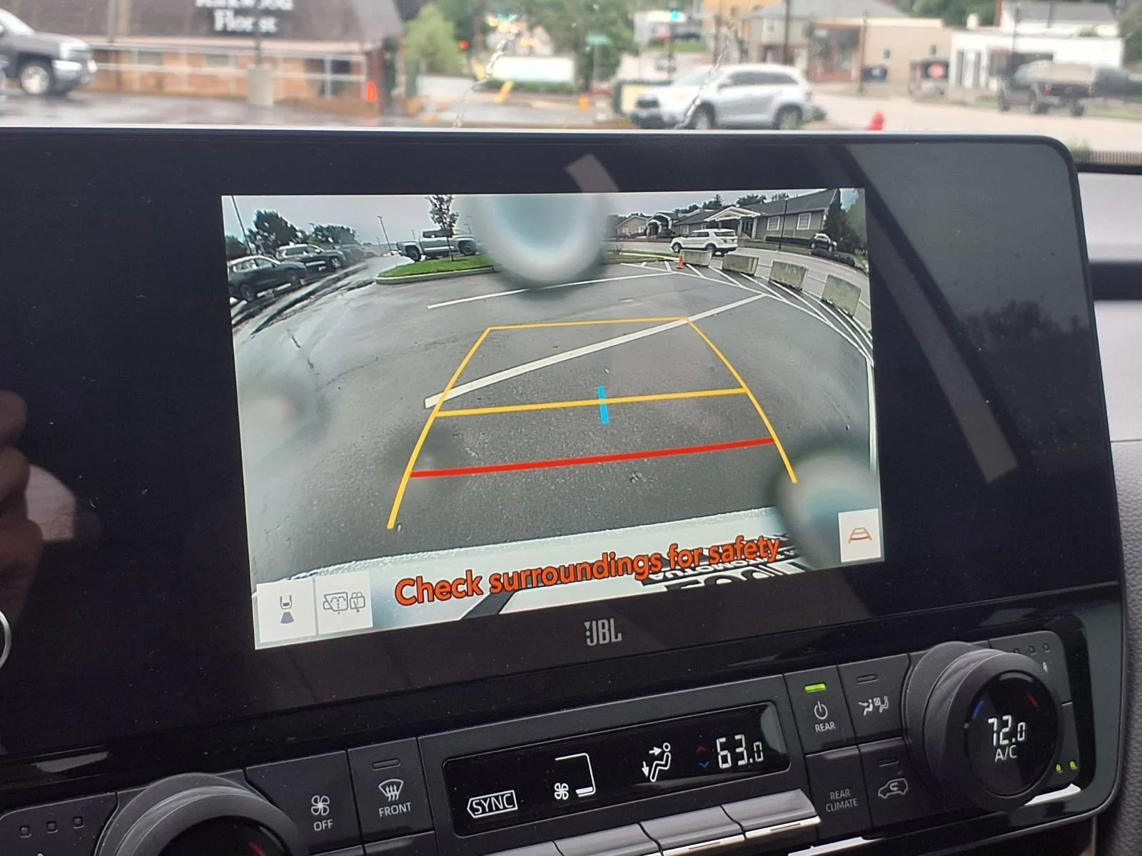 Used 2024 Wind Chill Pearl Toyota MAX Limited image 10