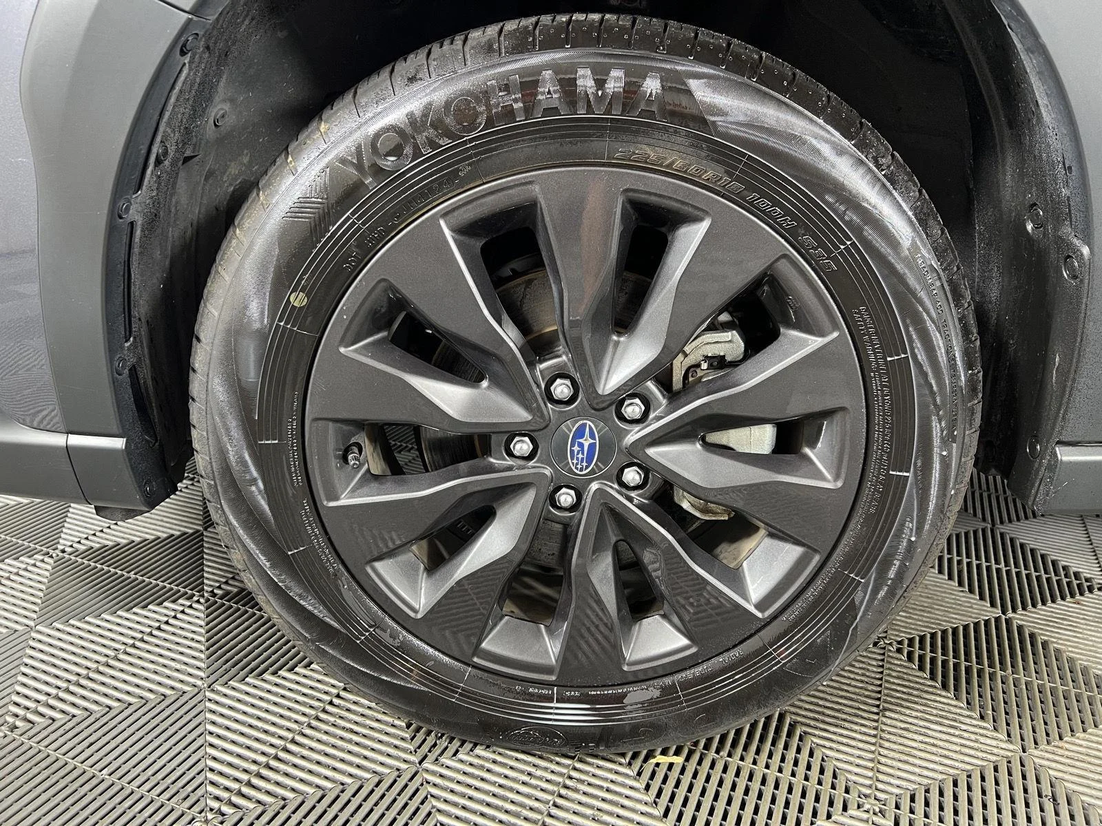 Used 2025 Magnetite Gray Metallic Subaru Onyx Edition image 33