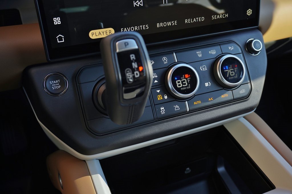 2026 LAND ROVER DEFENDER - Image 24