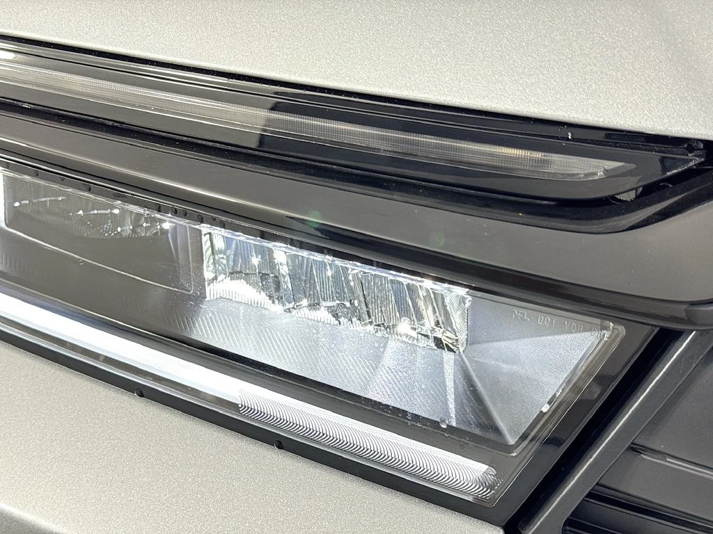 New 2026 Solar Silver Metallic Honda EX-L image 10