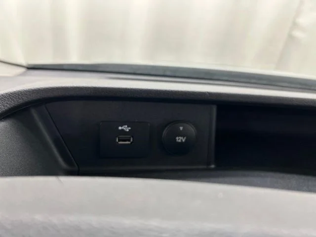 Used 2024  Ford Base image 9