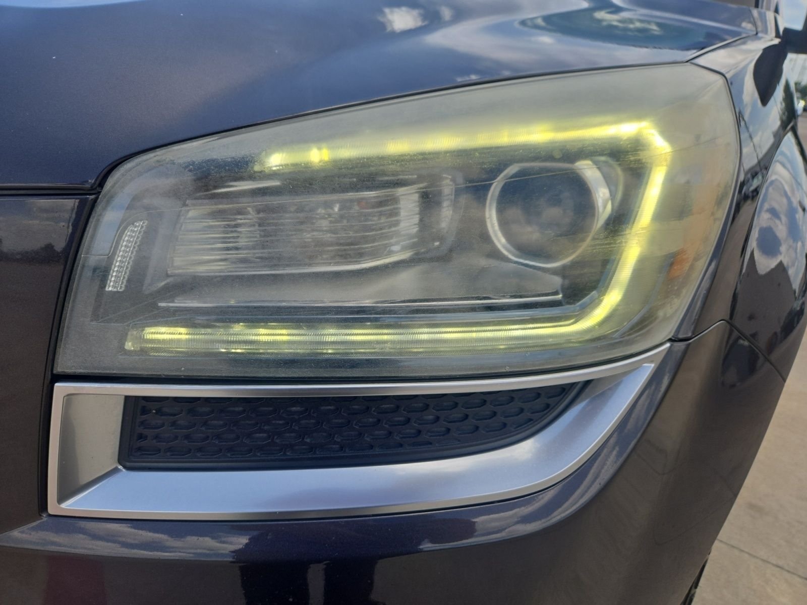 Used 2016 Silver GMC SLE-2 image 10
