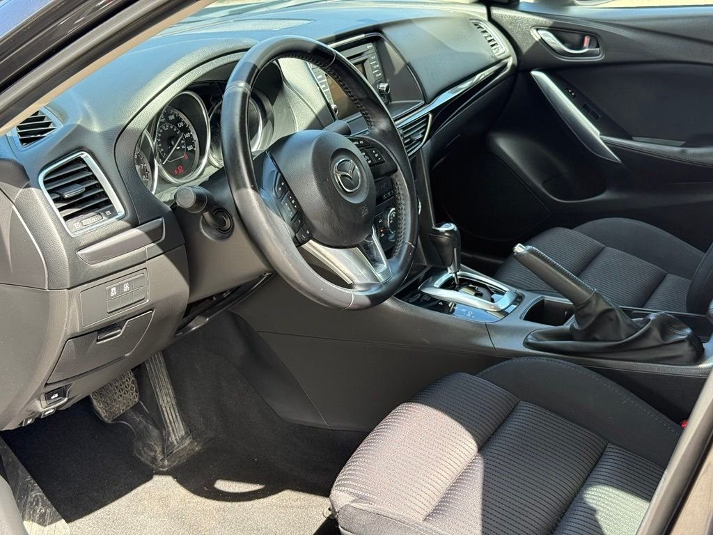 Used 2014 Gray Mazda i Sport image 20