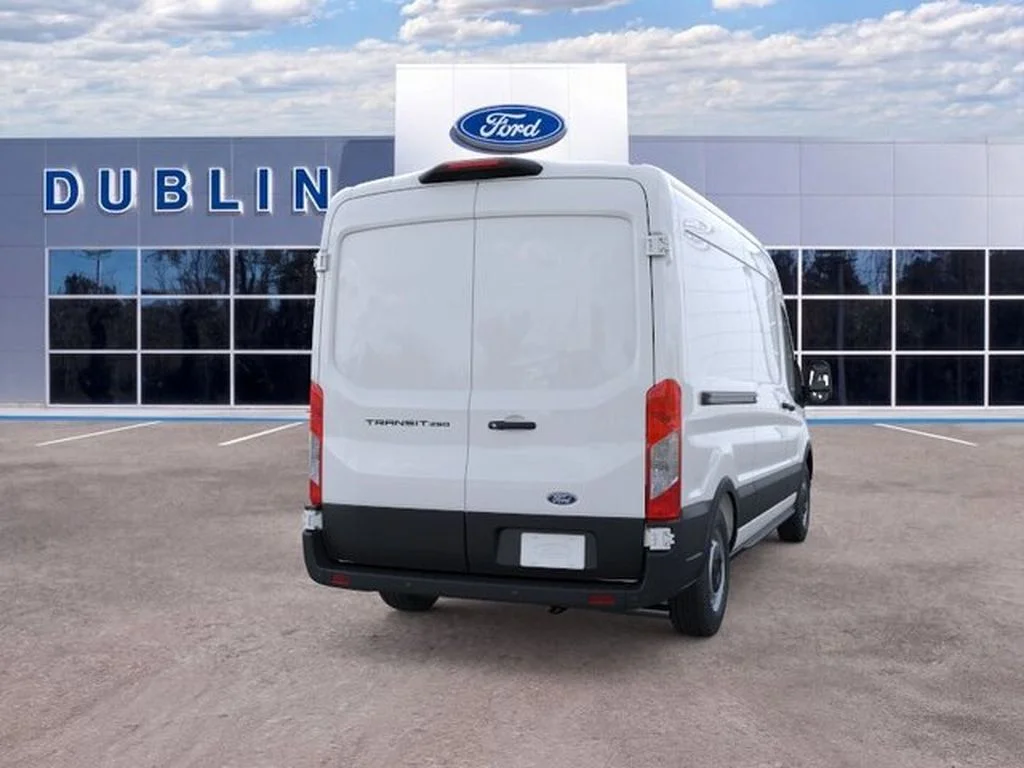New 2026 Oxford White Ford Base image 10