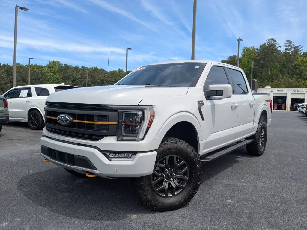 Used 2023  Ford Tremor image 1