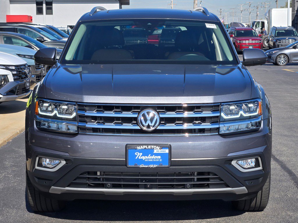 Used 2019 Platinum Gray Metallic Volkswagen SEL Premium image 2